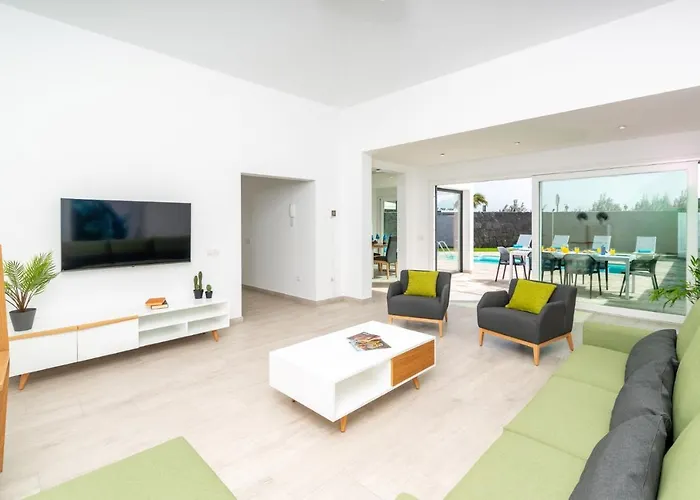 La Nueva By Πλάγια Μπλάνκα