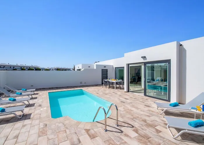 La Nueva By * 普拉亚布兰卡