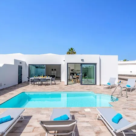 La Nueva By ヴィラ *