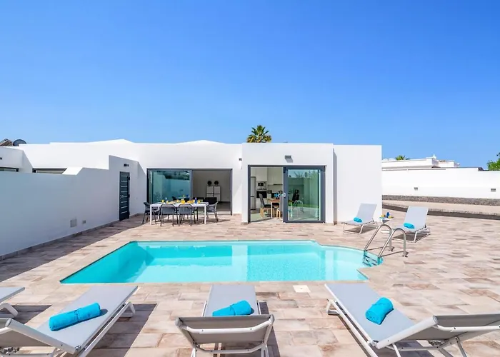 La Nueva By ヴィラ *