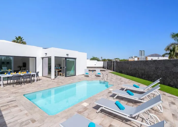 La Nueva By プラヤ・ブランカ